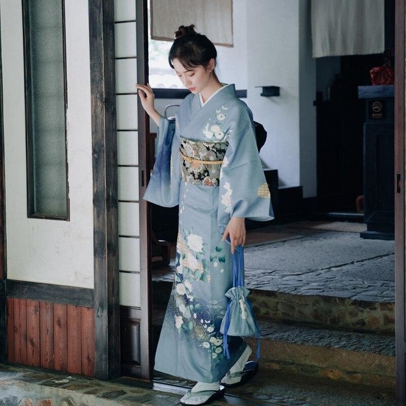 Kimono Damen Namiko